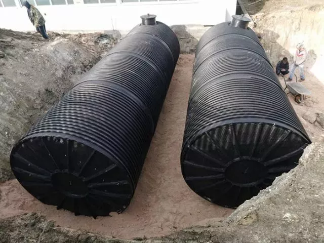 Plastične septičke jame 1.500l Ø 1.000 x 1.950 mm - 4