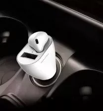 Auto punjač sa bežičnom slušalicom - 0