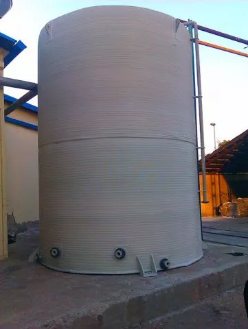 Termoizolovani plastični rezervoar 5000l x Ø1600 x 2500 mm - 0