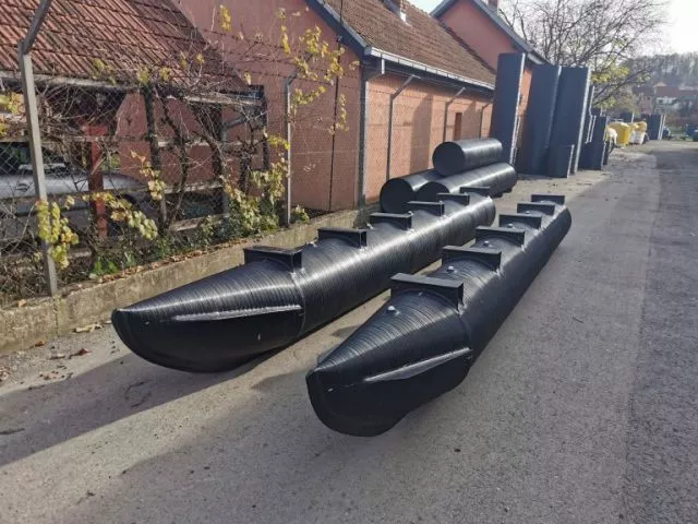 Plastični ponton Ø 500 mm nosivost 98 kg / m - 2