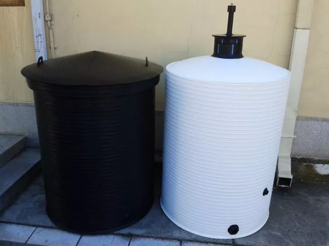 Plastična kaca 1500l prečnik Ø 1200 visina 1350 mm - 0