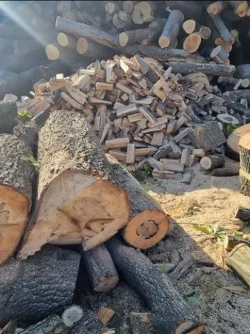 Cepana drva za ogrev i ljuspice za potpalu - 2