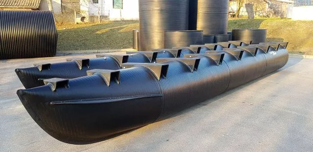 Plastični ponton Ø 1300 mm nosivost 660 kg / m - 2