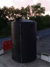 Vertikalni plastični rezervoar 3.000l Ø 1.600 x 1.500 mm - 0