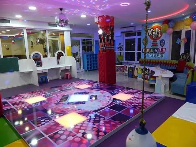 Klub dečijih osmeha - KIDS CLUB - 0