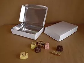 Kutija za kolače i peciva 1 kg šifra 21 - 0
