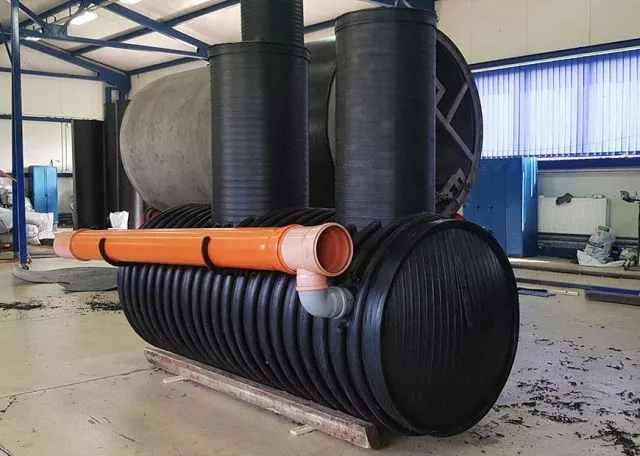 Separator 1600 × 6000 Priključne cevi Ø250 - 1