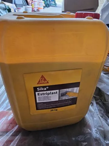 ADITIV ZA PODNO GREJANJE - Sika Estriplast - 0