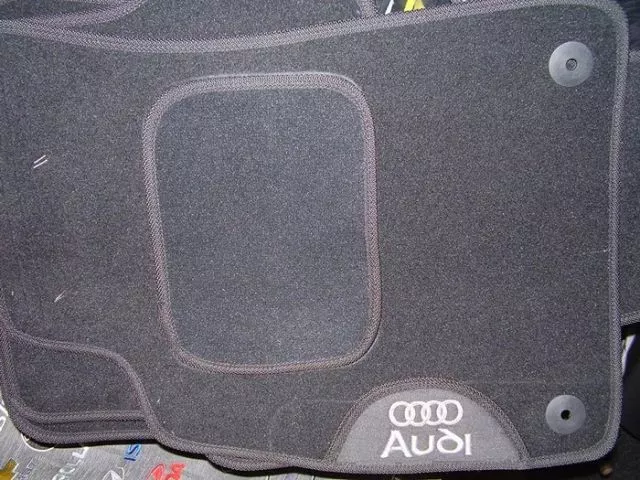 Audi Auto patosnice - 1