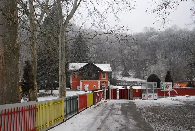 CELODNEVNI BORAVAK - ČAROBNA KUĆICA - 0