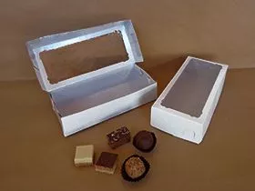 Kutija za kolače i peciva sa prozorom 0,5 kg Šifra 19 PR - 0