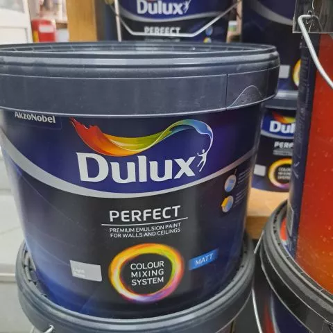 BOJA ZA ZIDOVE Dulux Perfect 10 l - 0