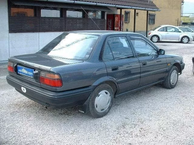 Bočni vetrobrani (prednji) za Toyota Corolla EE90 (4 vrata, 1987-1991) - 0