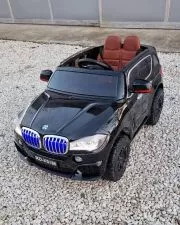 Dečiji licencirani auto BMW X5 RD 500 na akumulator sa kožnim sedištem, mekim gumama i mp4 plejerom 