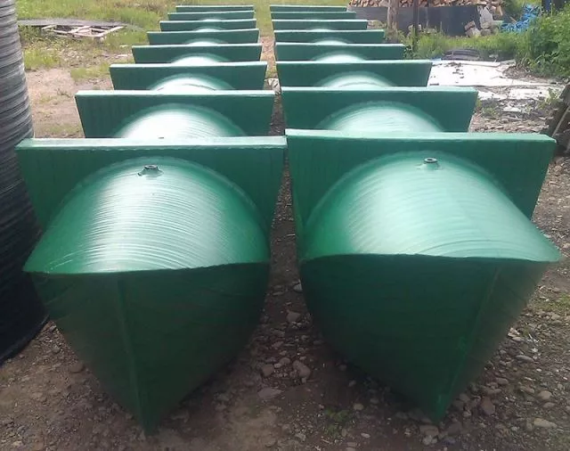 Plastični ponton Ø1000 mm Bruto 740kg/m Neto dozvoljena nosivost 370kg/m - 0