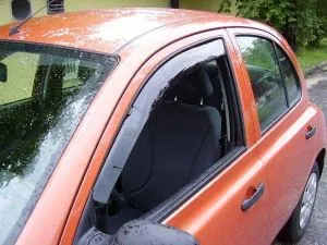 Bočni vetrobrani (prednji) za Nissan Micra (3 vrata, 2003-) - 0