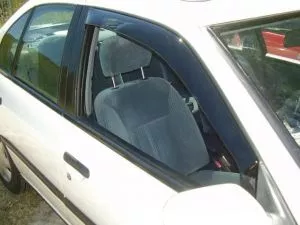 Bočni vetrobrani (prednji) za Nissan Primera (4 vrata, -1996) - 0