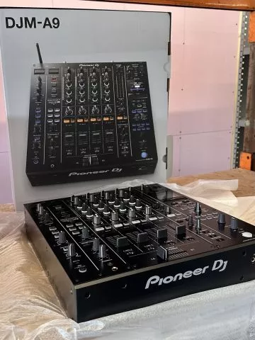 Pioneer XDJ-RX3, Pioneer XDJ-XZ, Pioneer OPUS-QUAD,  DDJ-FLX10, Pioneer CDJ-3000, Pioneer DJM-A9  - 