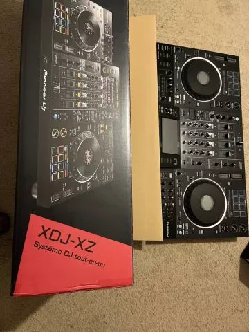 Pioneer XDJ-RX3, Pioneer XDJ-XZ, Pioneer OPUS-QUAD,  DDJ-FLX10, Pioneer CDJ-3000, Pioneer DJM-A9  - 