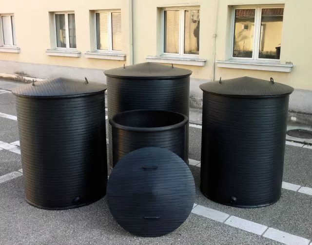 Plastična kaca 10000l prečnik Ø 2400 visina 2250 mm - 1