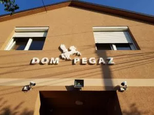 DOM ZA STARE PEGAZ - 0