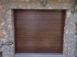 Segmentna garažna vrata model 17 - 0